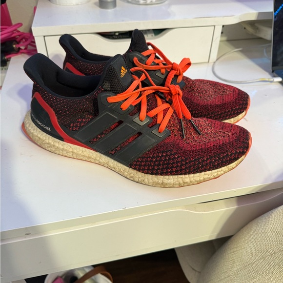 Adidas Ultra Boost 2.0 Core Black Solar Red size 12 - Picture 2 of 8